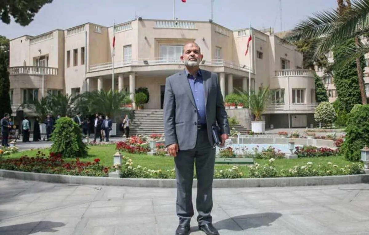 وزیر کشور رسما بخشی از اختیارات سازمان اداری و استخدامی را خواستار شد+جزئیات