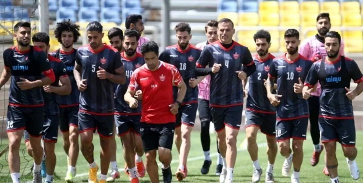یک اتفاق عجیب در محل تمرین سرخها؛ بازیکن پرسپولیس یک هوادار را زیر گرفت!