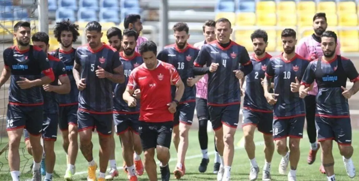 یک اتفاق عجیب در محل تمرین سرخ‌ها؛ بازیکن پرسپولیس یک هوادار را زیر گرفت!