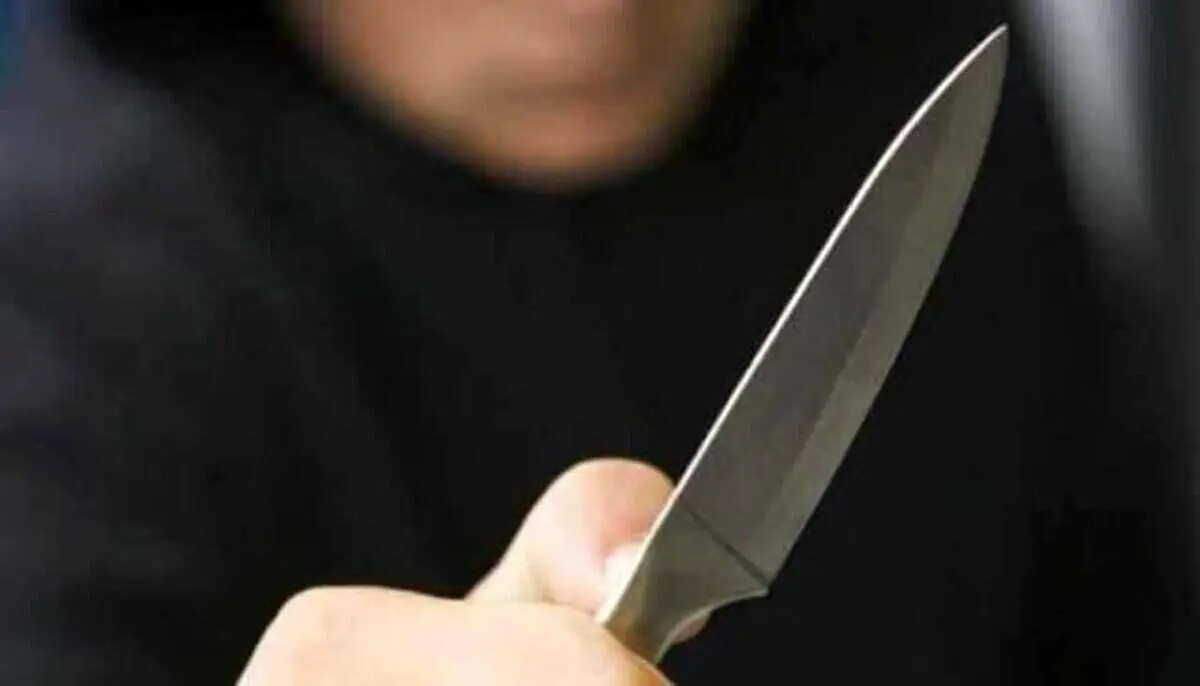 خودنمایی زن قمه‌کش در تهران