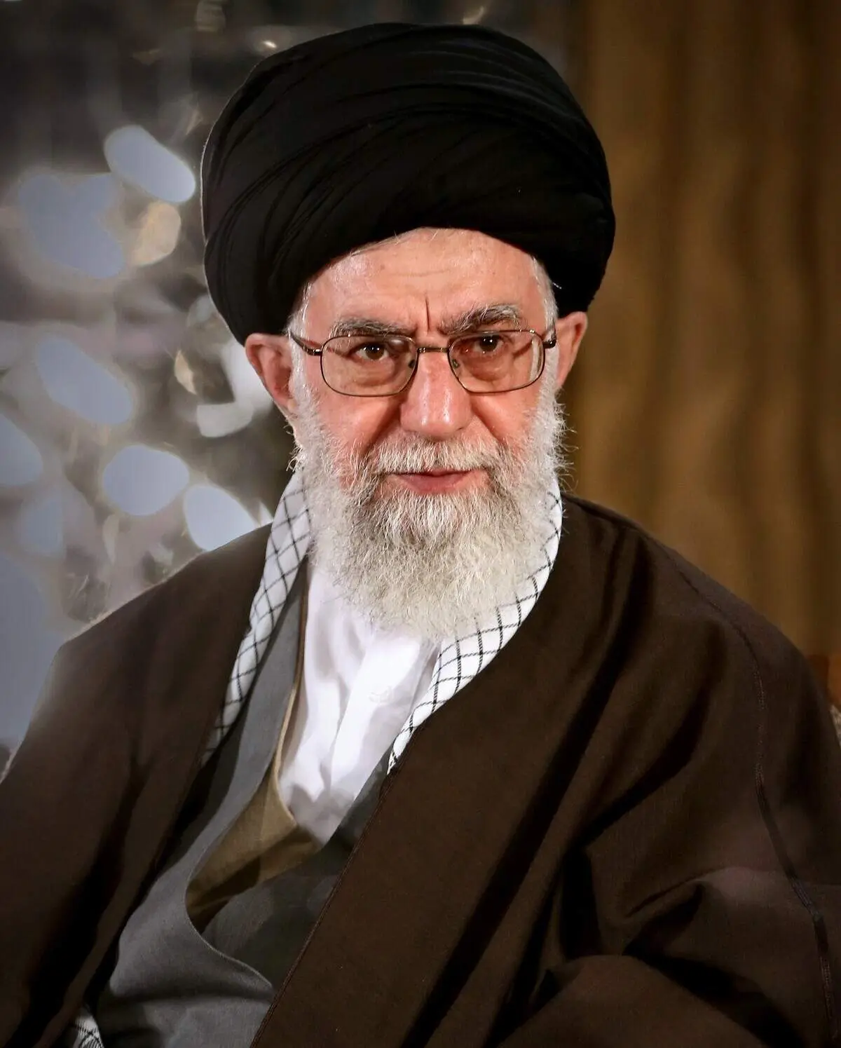 رهبر معظم انقلاب: چند درصد دانش آموزان رونالدو را می‌شناسند؟