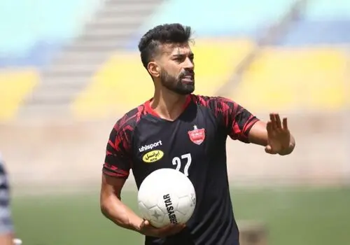 رامین رضاییان از درگیری با بازیکن پرسپولیسی پرده برداشت