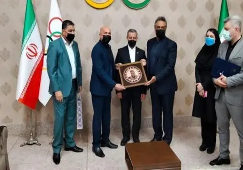 پیام سرمربی پاکستانی اسکواش برای مردم ایران