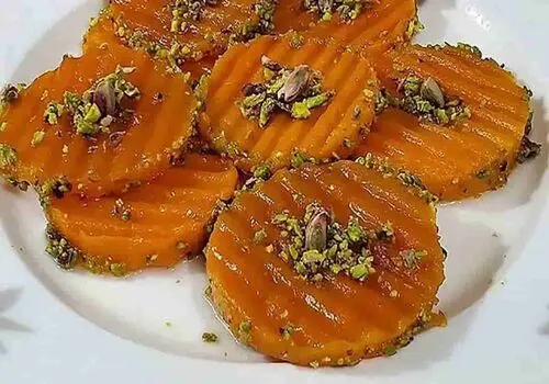 طرز تهیه دسر مقوی کدو حلوایی و گردو
