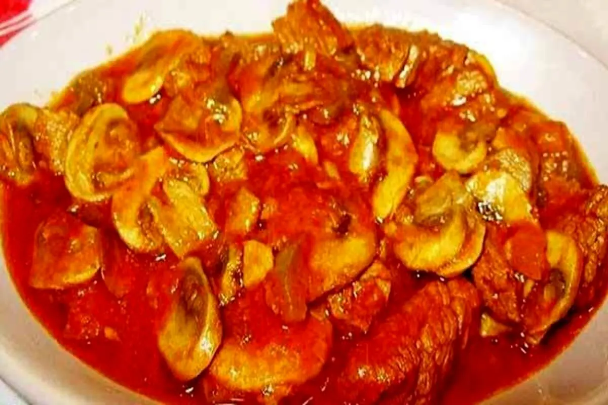 طرز تهیه خورش قیمه با قارچ یا قیمه گیاهی