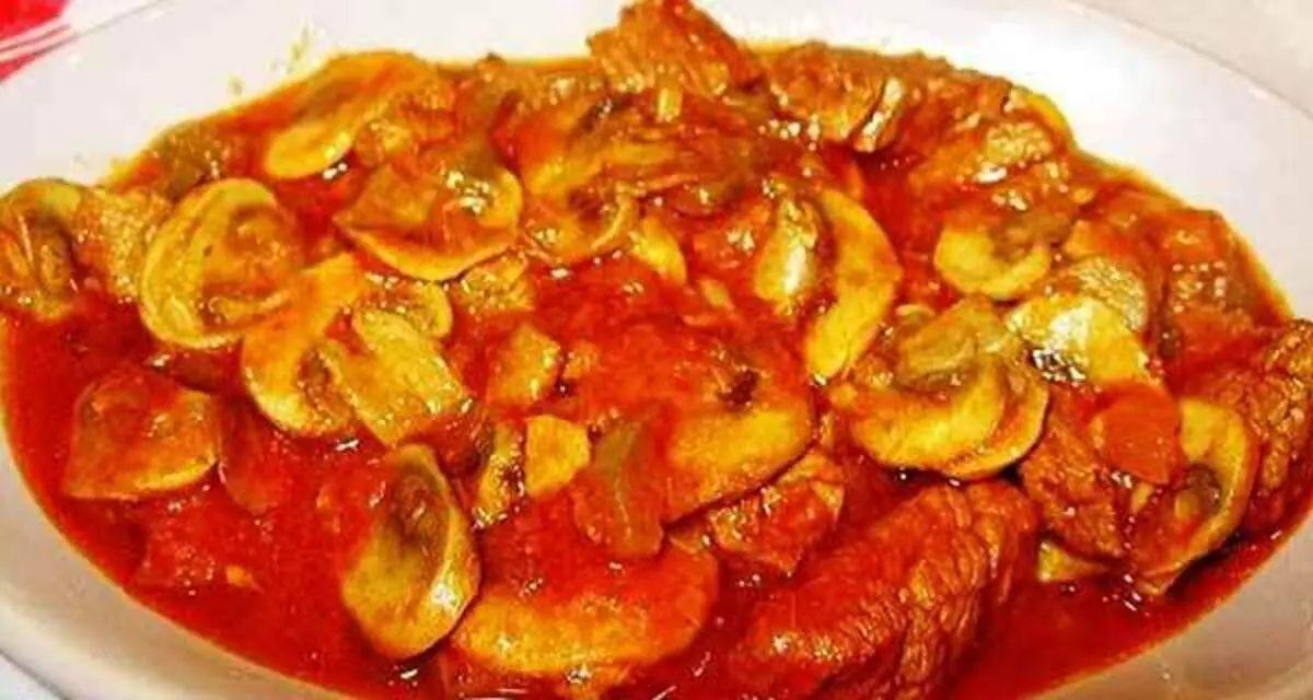 طرز تهیه خورش قیمه با قارچ یا قیمه گیاهی