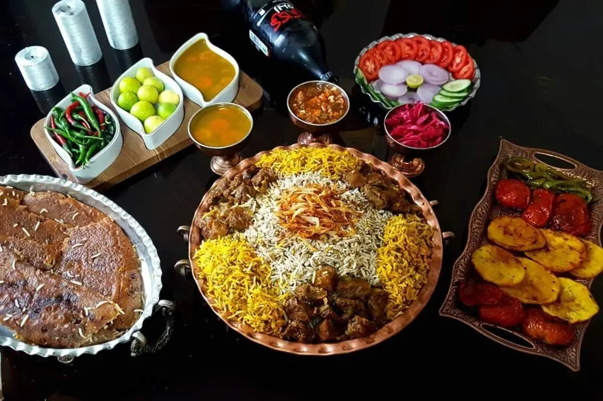 طرز تهیه یارمه پلو بدون گوشت با گوجه فرنگی و ماش