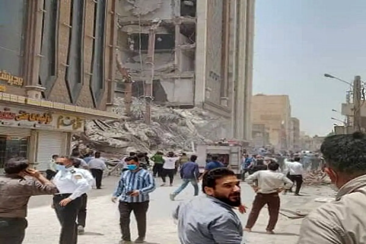 جزئیات ریزش ساختمان ۱۰ طبقه در آبادان / ۱۱ کشته و ۳۱ مجروح تاکنون / آواربرداری ساختمان ۵ تا ۱۰ روز زمان می‌برد + فیلم و تصاویر
