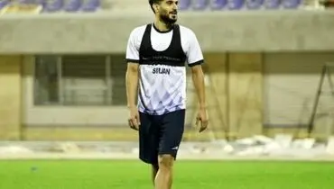 مدافع سابق استقلال در آستانه حضور در پرسپولیس