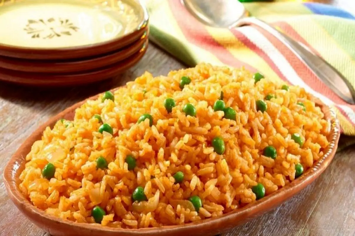 طرز تهیه پلو مکزیکی با مرغ خوشمزه و رستورانی
