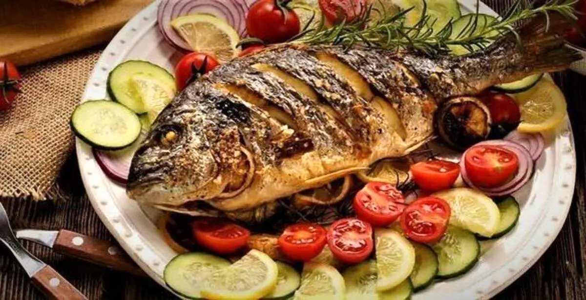 دستور پخت ماهی شکم پر با رب انار و گردو بدون فر