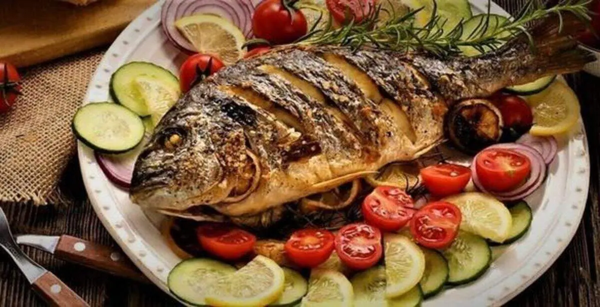 دستور پخت ماهی شکم پر با رب انار و گردو بدون فر