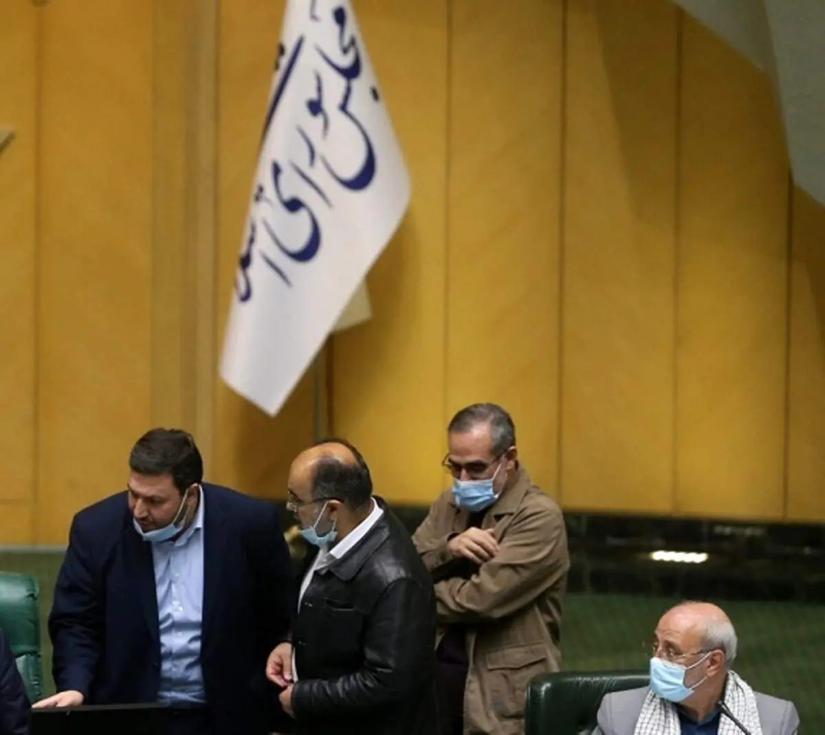مجلس فردا تعطیل نیست/ نمایندگان با رهبر انقلاب دیدار می‌کنند
