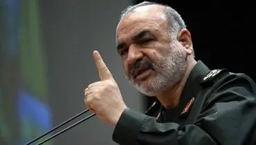 سردار سلامی: انتقام خون عزیزانمان را می گیریم/دشمن را دائم رصد می کنیم