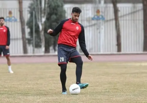 غیبت پورعلی گنجی در دیدار حساس پرسپولیس با الاهلی