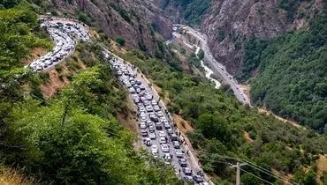 ترافیک ۲ کیلومتری در مرزن‌آباد/ کندوان از ساعت ۱۸ یک‌طرفه می‌شود