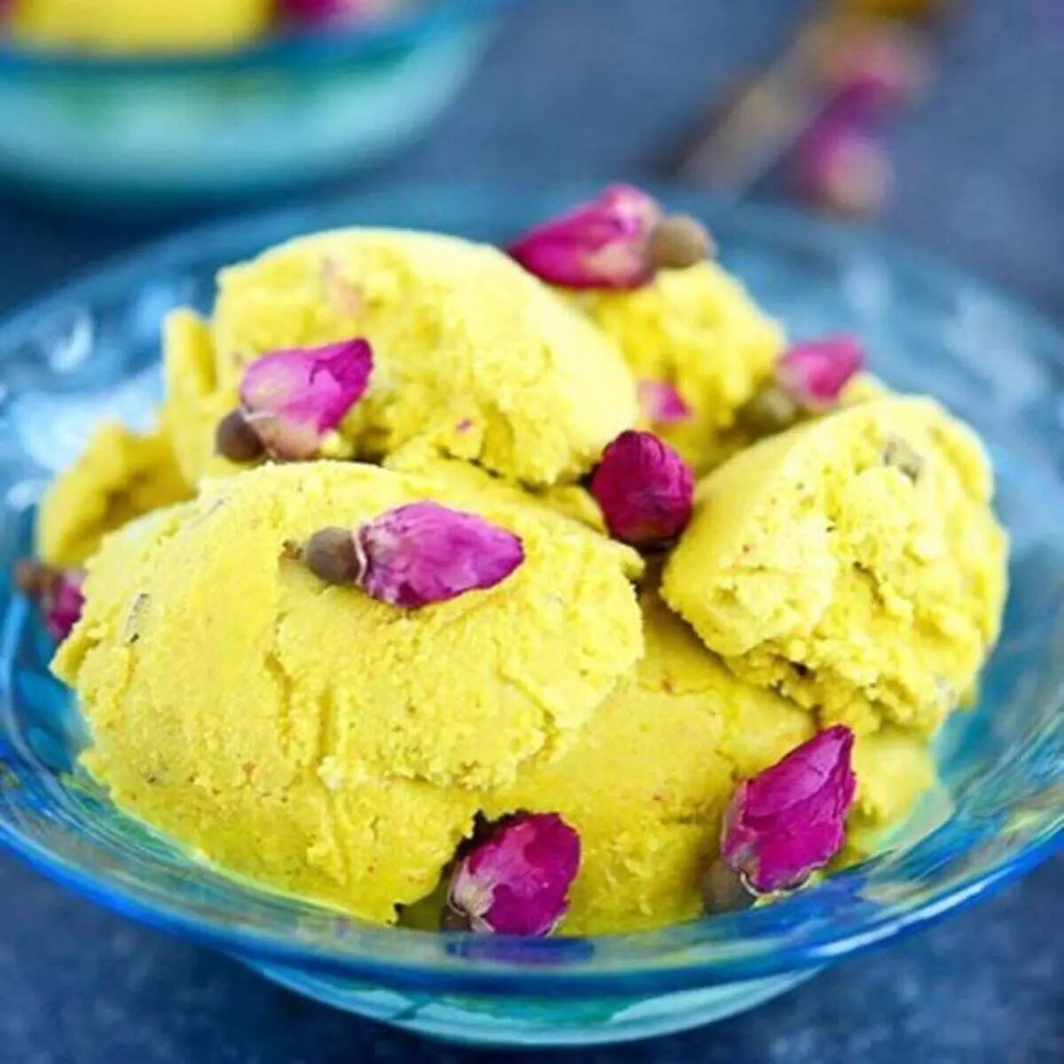 دستور پخت بستنی سنتی خانگی با پودر ثعلب