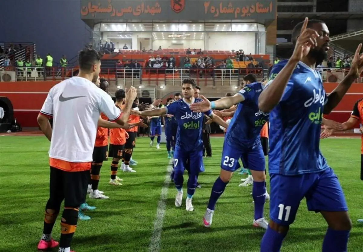 جشن قهرمانی ما را پخش نکنید!