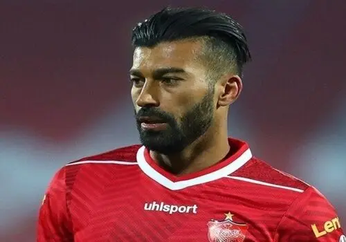 لحظه به ثمر رسیدن گل اول پرسپولیس به تراکتور+فیلم