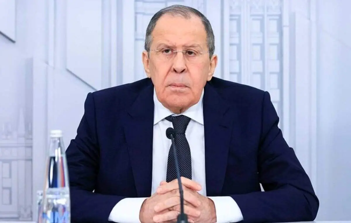 لاوروف: غرب به شدت با تشکیل جهان چندقطبی مقابله میکند