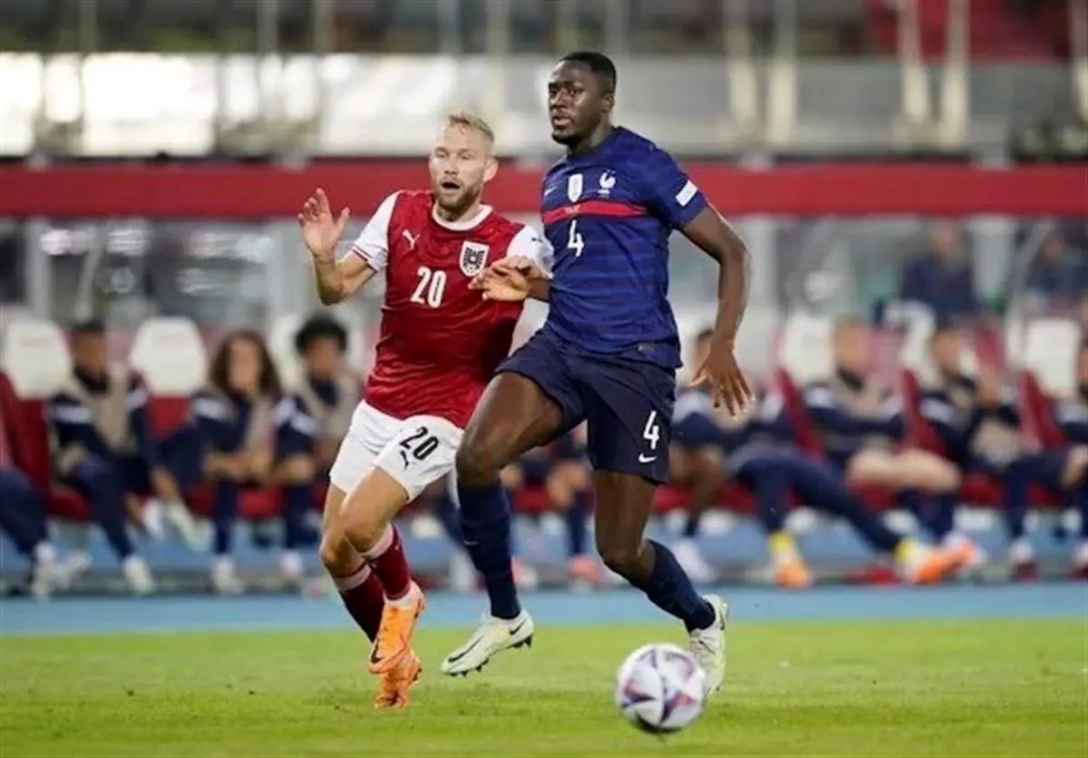 فرار فرانسه از شکست خارج از خانه برابر اتریش/ «خروسها» در قعر جدول باقی ماندند