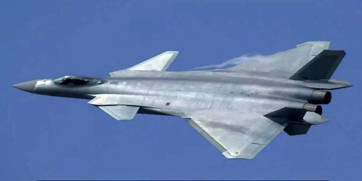 سقوط یک فروند جنگنده در چین