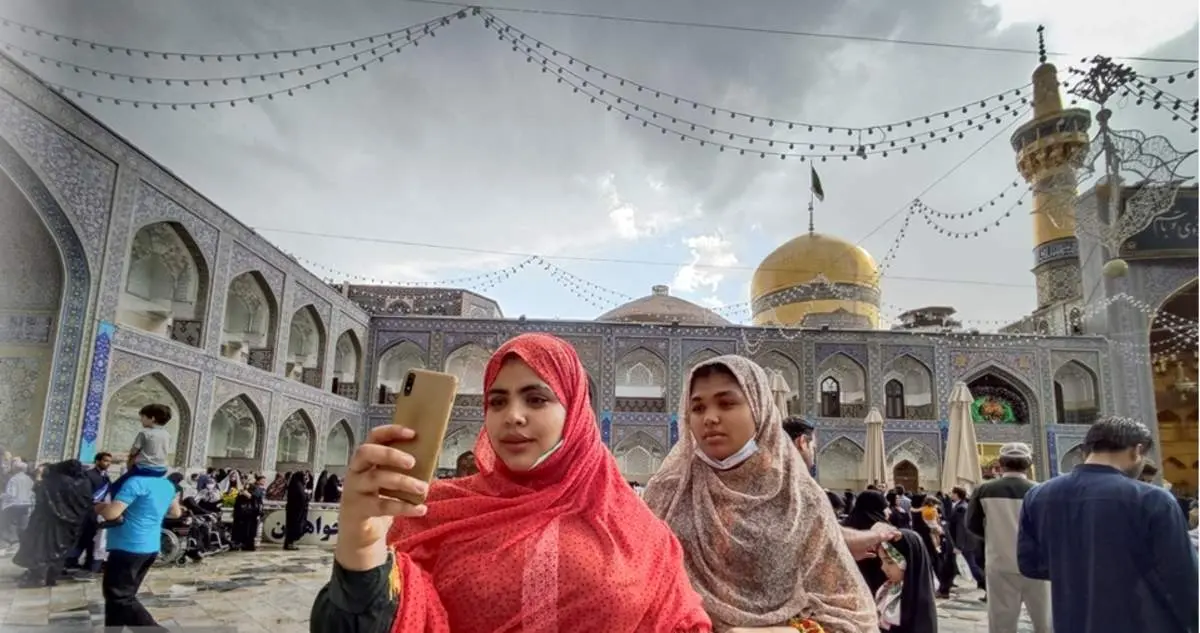 سلفی با امام رضا(ع)