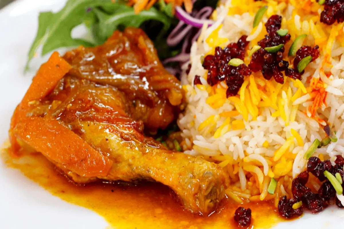 طرز پخت خورش مرغ