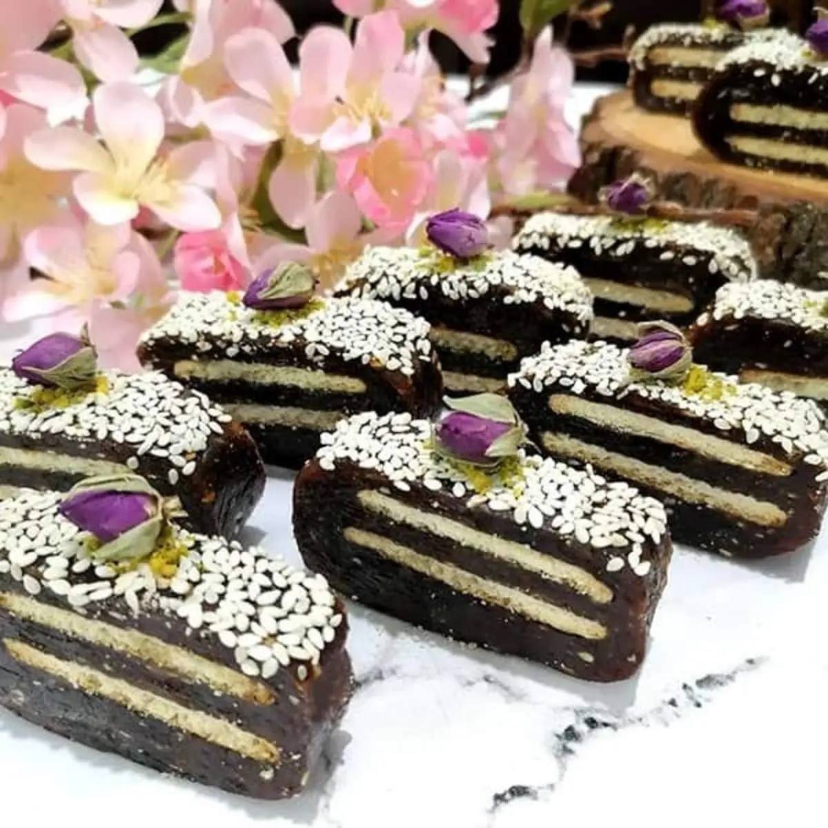 طرز تهیه خرما بیسکویتی