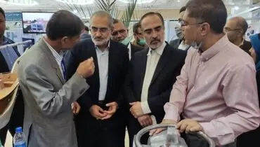 بازدید معاون پارلمانی رییس‌جمهوری از نمایشگاه عصر امید