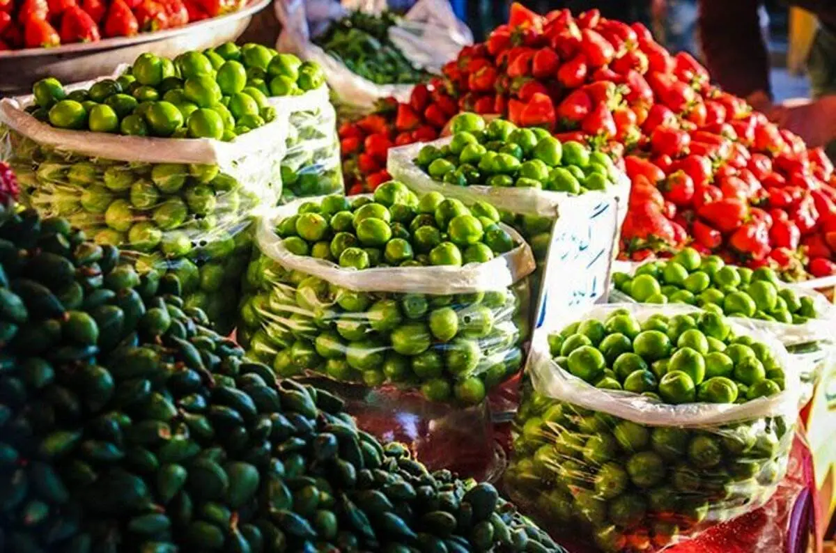 برای خرید ۲ تا ۳ قلم میوه چقدر باید هزینه کنید؟