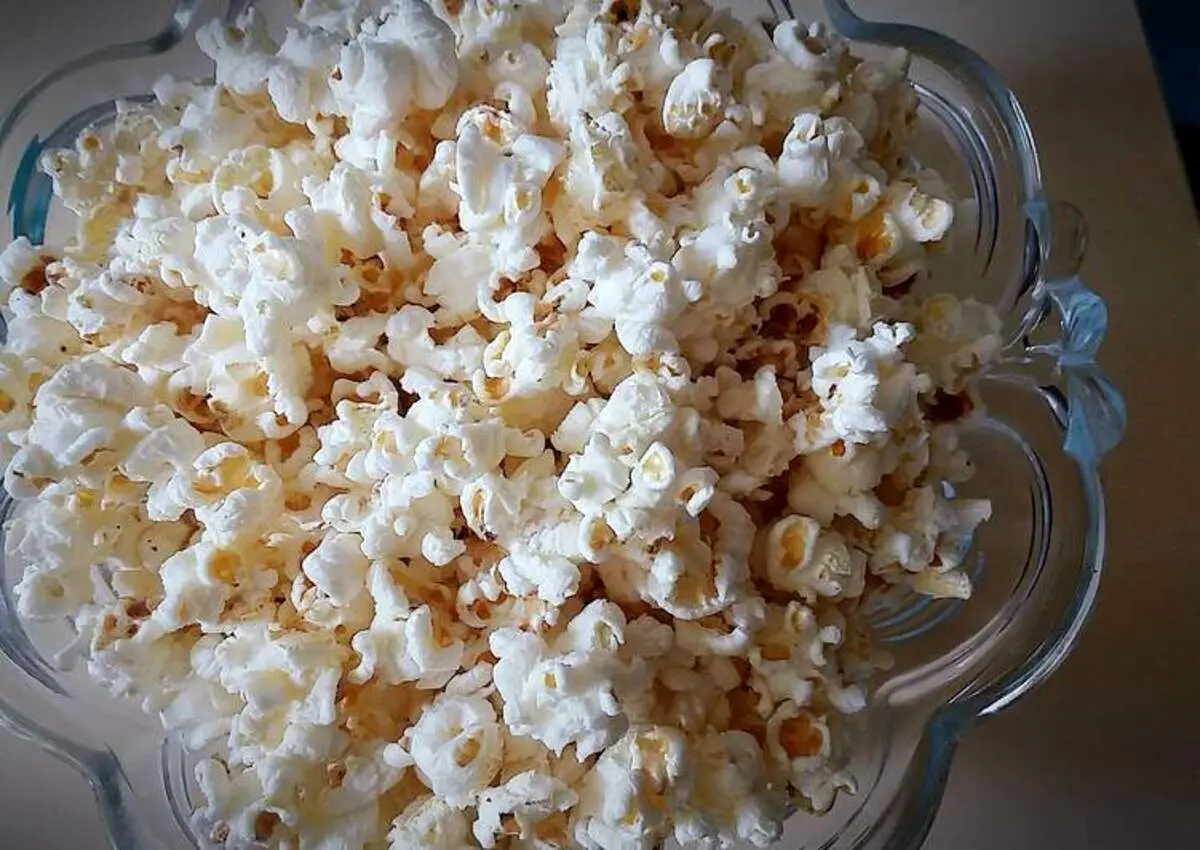طرز تهیه پفیلا خانگی با طعم سرکه نمکی