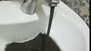 این آب است یا سیمان؟+ فیلم