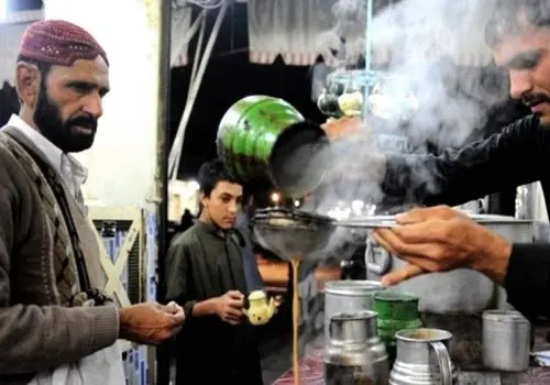  استقبال رسمی پزشکیان از نخست وزیر پاکستان