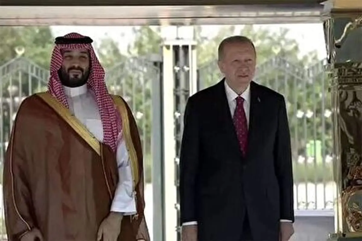 سنت شکنی ولیعهد عربستان سعودی! + فیلم