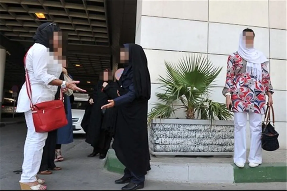 واکنش ها به دستور جنجالی برای عدم ارائه خدمات بانکی به زنان بدحجاب+ عکس