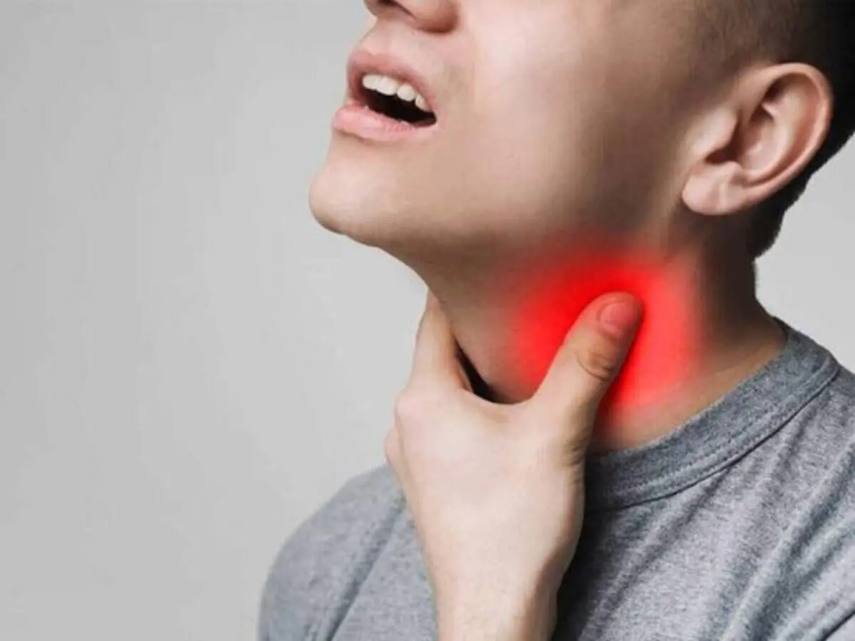 اگر احساس گیر کردن غذا در گلو را داشته باشیم چه کار کنیم؟