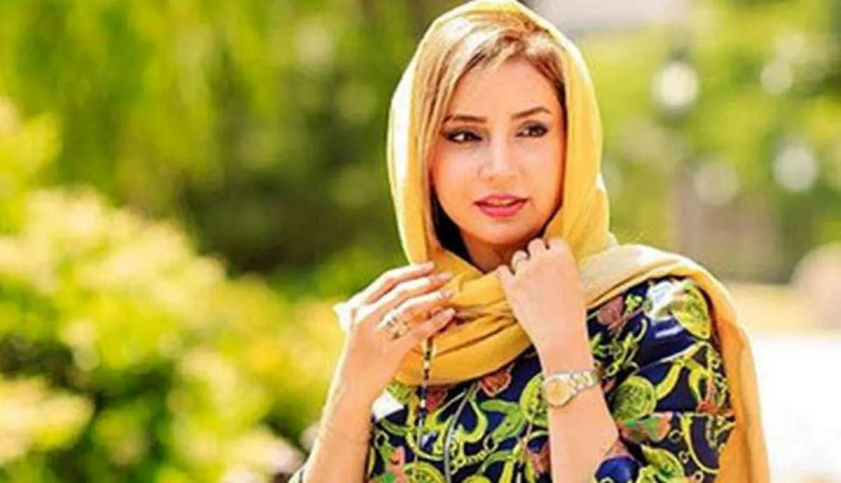 سلفی ماشینی شبنم قلی خانی+ عکس