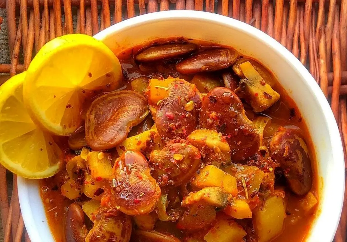 طرز تهیه خوراک لوبیا عروس (گیاهی) با قارچ