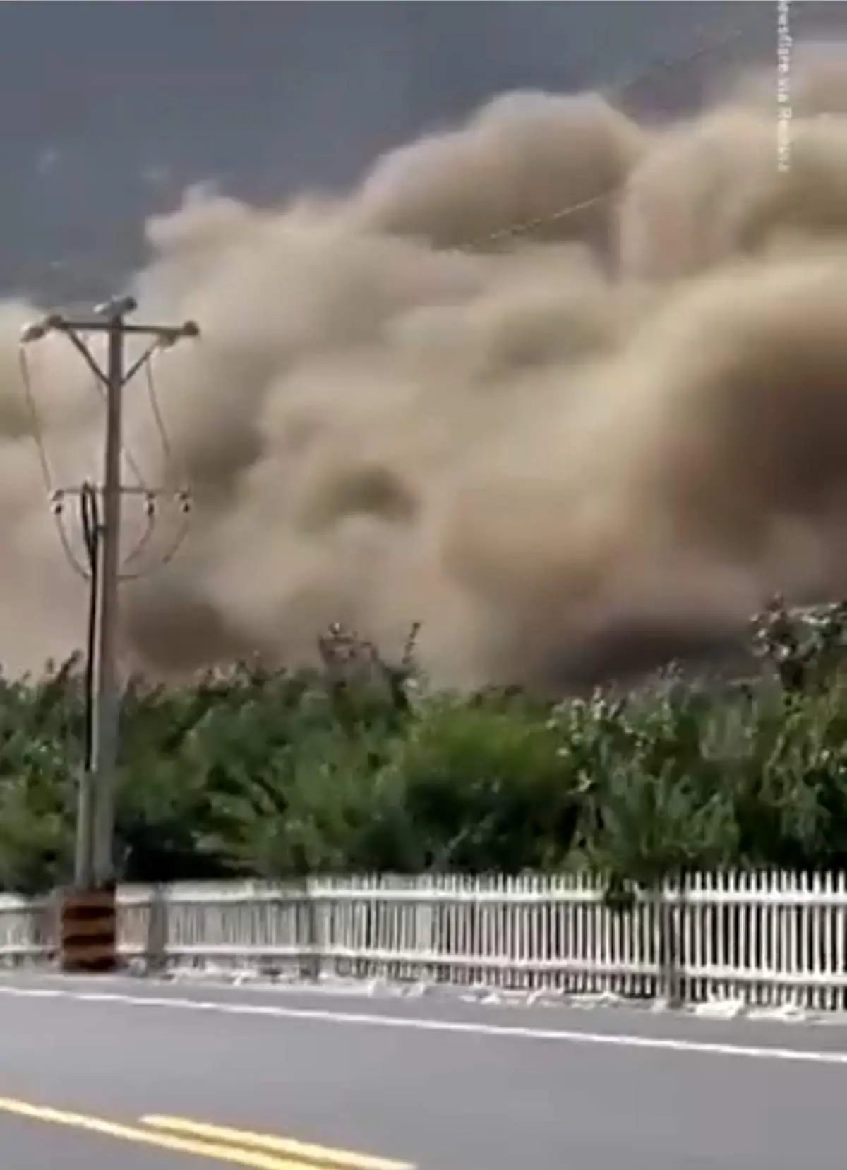 فرار راننده از خطر مرگ+فیلم