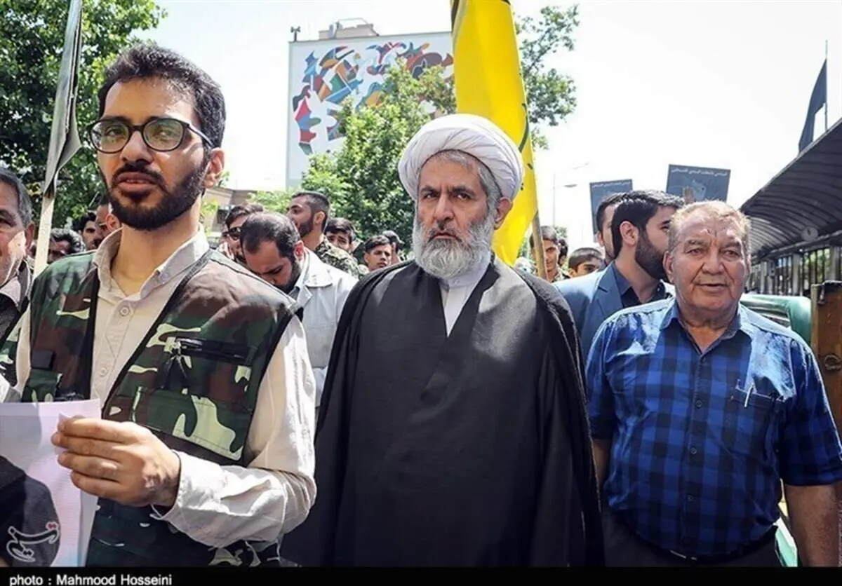 روزنامه جوان: جابه‌جایی طائب طبیعی است/ دشمن در شوک و بهت فرو رفت
