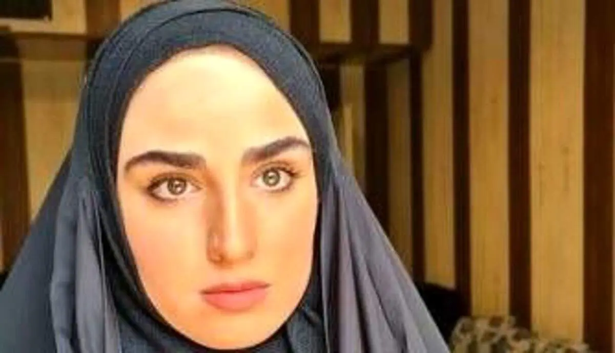 کافه گردی خانم بازیگر +عکس