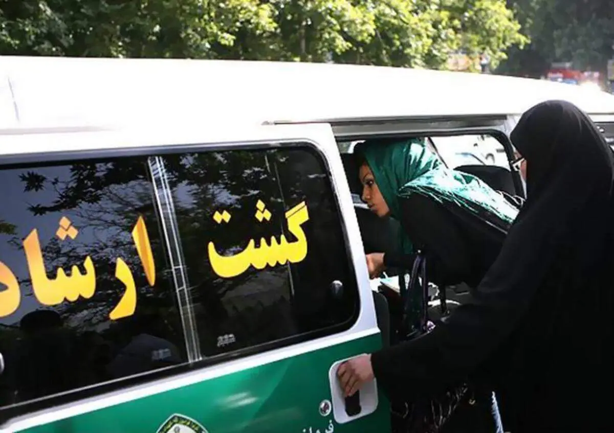آقای رئیسی! لطفا تعداد گشت‎ های ارشاد را زیاد کنید