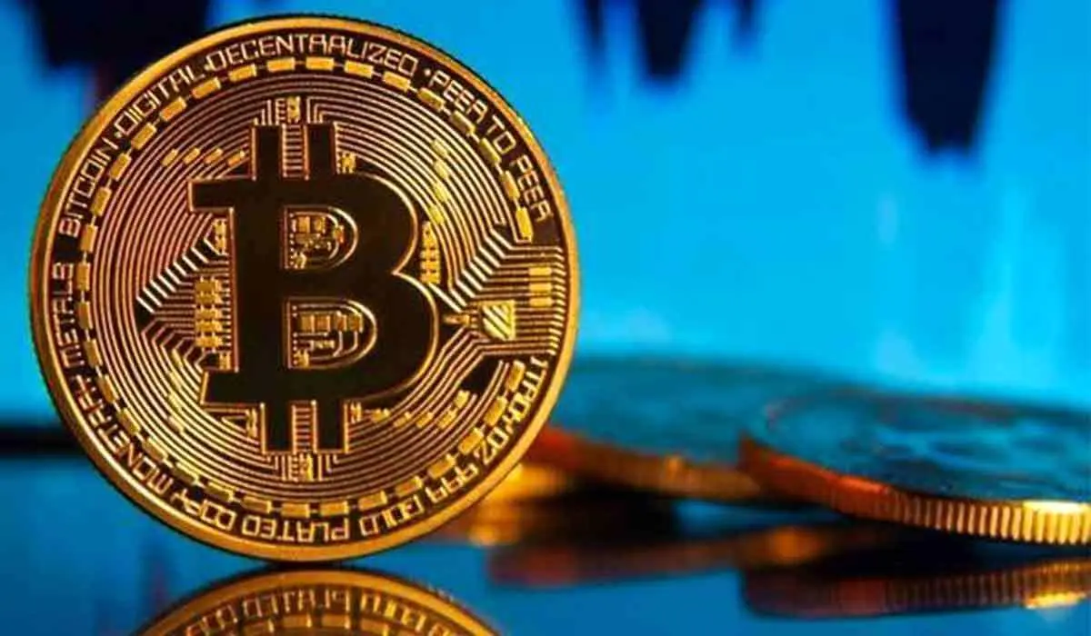 آشفتگی وال استریت و خطر سقوط بیت کوین تا ۱۰ هزار دلار