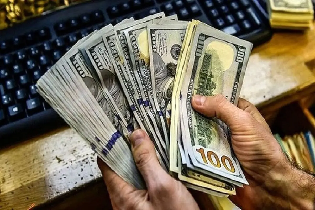دلار ۲۷ هزار و ۹۰۸ تومان است