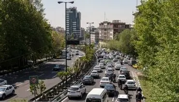 وضعیت ترافیکی عصرگاهی تهران/ حادثه برای وسایل نقلیه، علت برقراری ترافیک سنگین