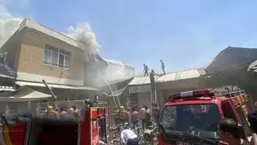 آتش‌ سوزی در بازار قزوین؛ مسدود شدن مسیرهای منتهی به بازار + فیلم