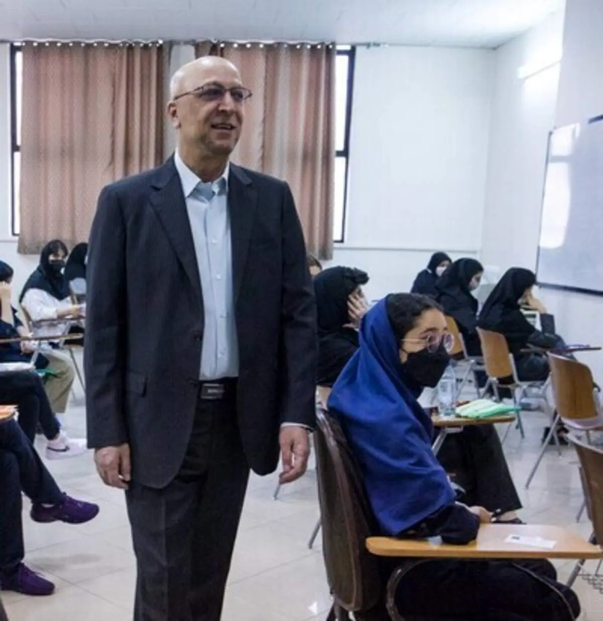 وزیر علوم: تلاش می‌کنیم مصوبه کنکوری شورای عالی انقلاب فرهنگی را به بهترین نحو اجرایی کنیم