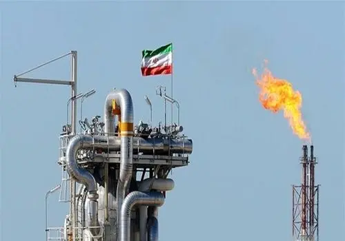 امضا بزرگترین قراردادهای نفتی یک دهه اخیر صنعت نفت ایران