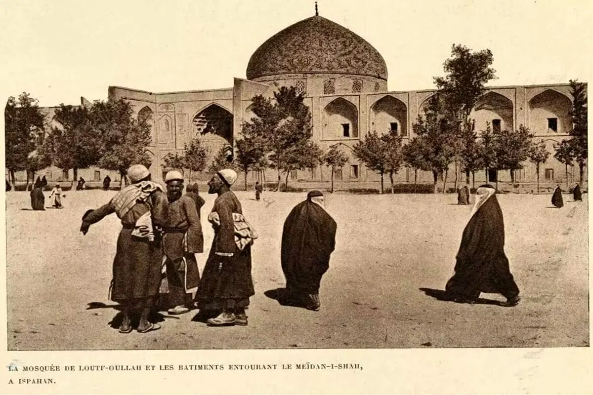 میدان نقش جهان در تاریخ ۱۸۹۸ میلادی در دوره قاجار